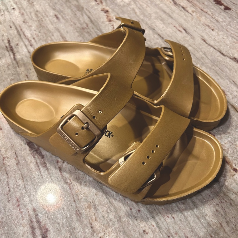 Birkenstock Arizona EVA Men’s size 42 GOLD